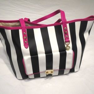 Juicy Couture Large Pocket Tote NWT YHRU3789